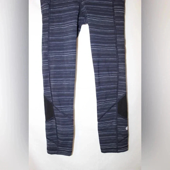 Women’s Lululemon Pace Rival Crop Leggings 22" Size 2 - Picture 3 of 12